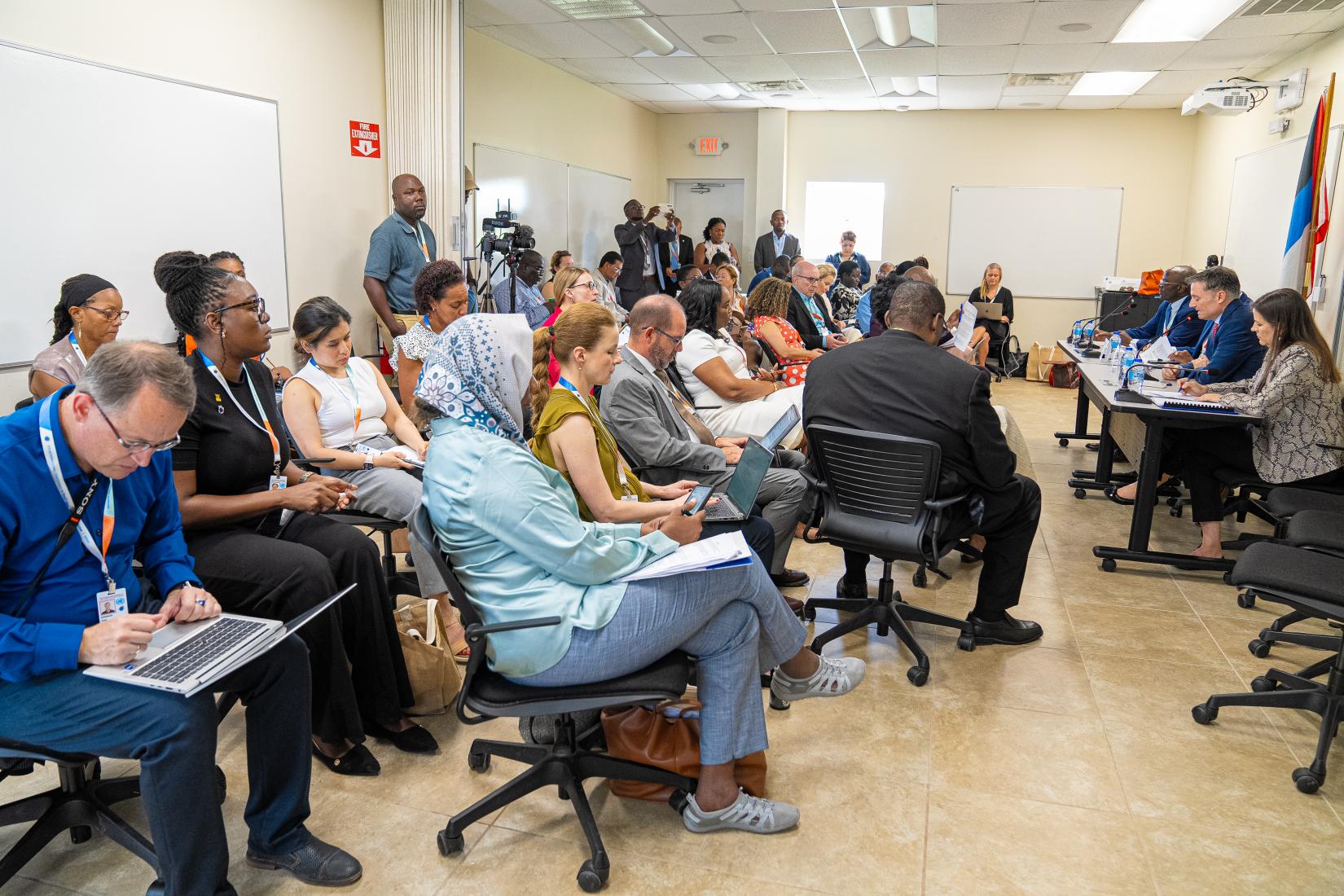 Audience attending Side Event SIDS 4 