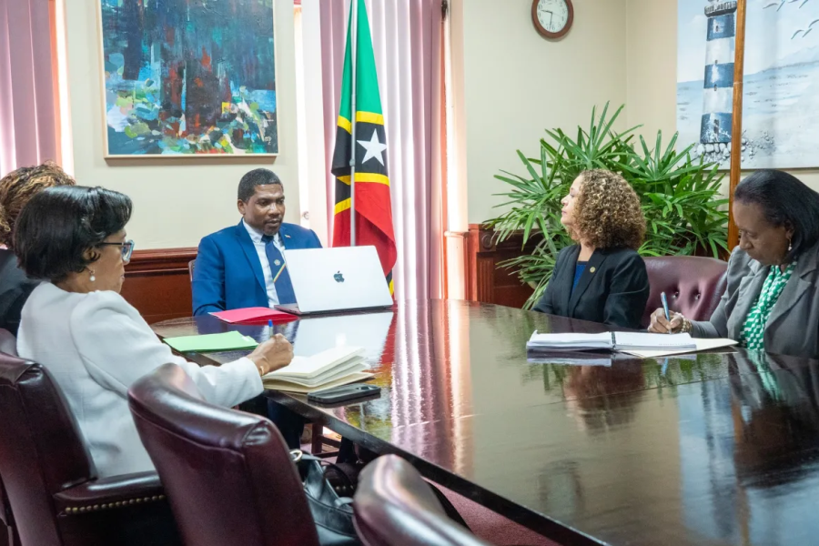 St Kitts and Nevis: PM Terrance Drew receives courtesy call from PAHO Representative Amalia Del Riego